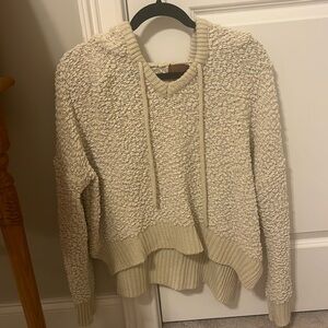Cream knitted pullover
